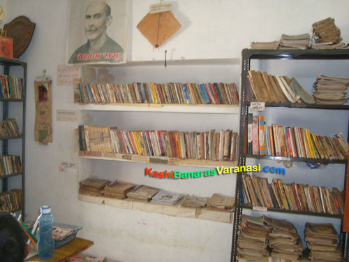 Munshi Premchand like the kite flying that is why kite is kept in his library
