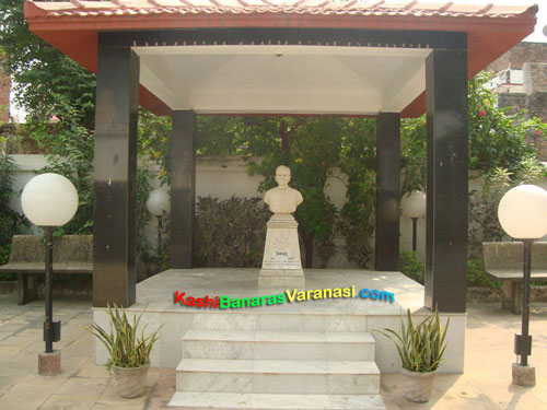 Inside view of memorial of Munshi Premchand