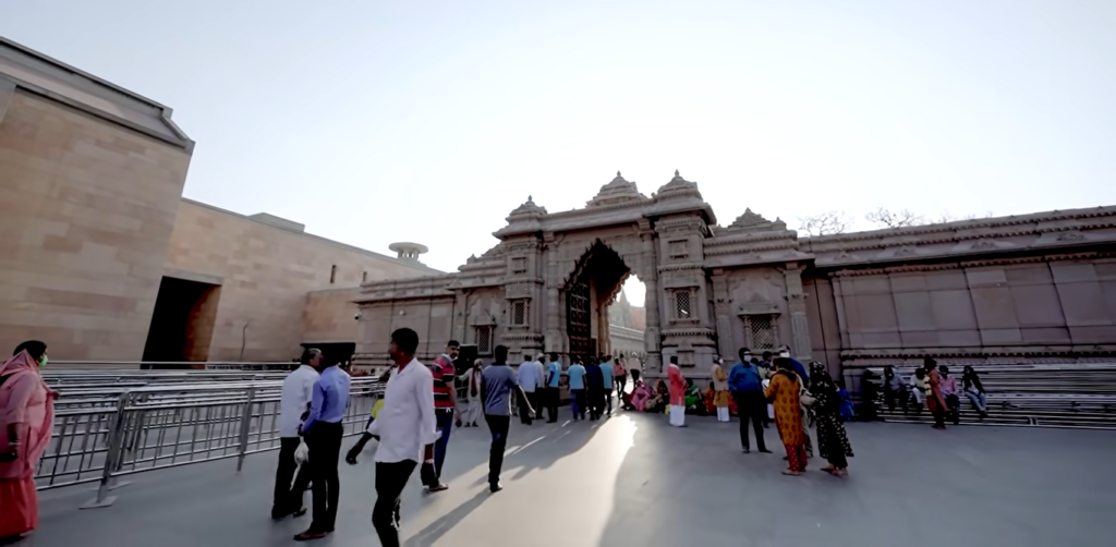 Architecture of Kashi Vishwanath Temple